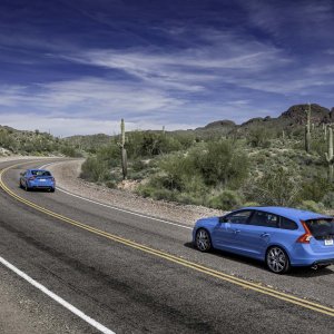 2017-volvo-s60-polestar_100596671_h.jpg