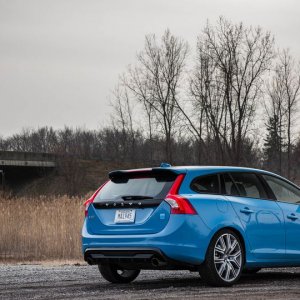 2017-Volvo-V60-Polestar-114.jpg